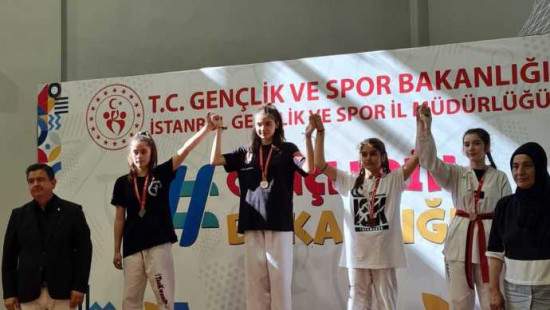 Elif Kesimoğlu Bir Kez Daha Şampiyon 🥇