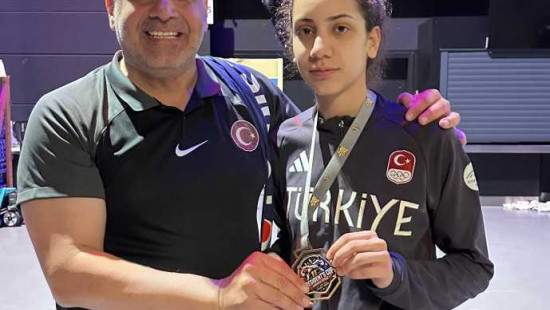 Milli Sporcumuz Sıla Irmak Uzunçavdar’dan Başkanlık Kupası Almanya’dan Bronz Madalya ile Döndü 🥉